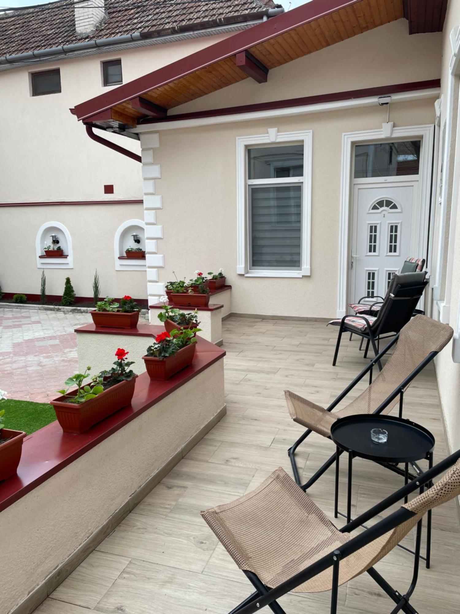 Urban Apartments Σουμπότικα Εξωτερικό φωτογραφία