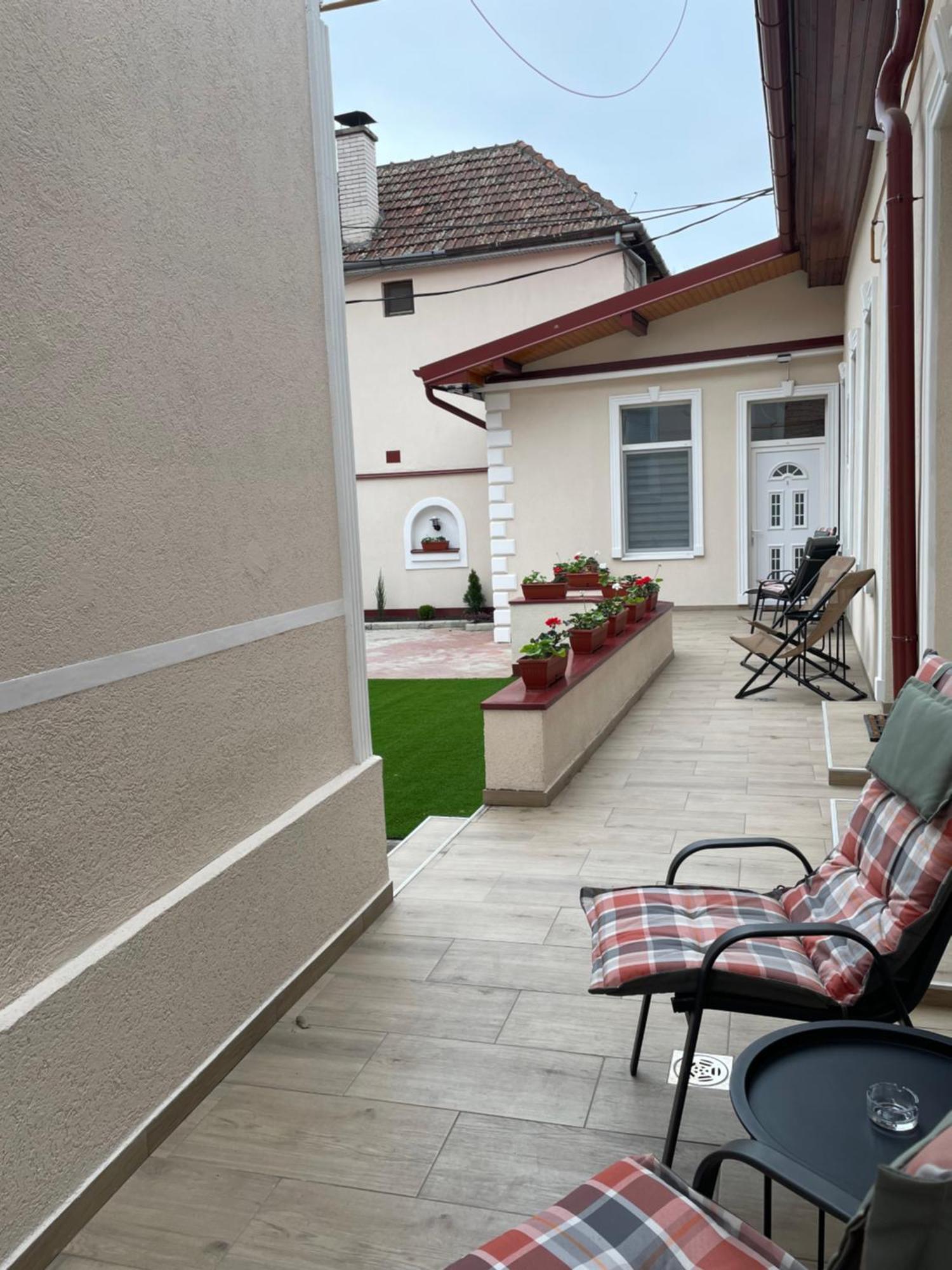 Urban Apartments Σουμπότικα Εξωτερικό φωτογραφία